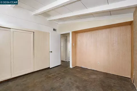 Bedroom - 3214 Pine St, Martinez, CA 94553 photo 6 of 6