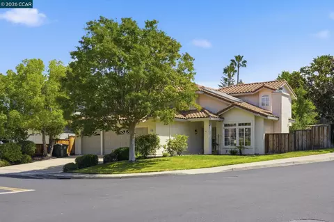 Exterior - 4700 Hunter Peak Ct, Antioch, CA 94531 photo 5 of 19