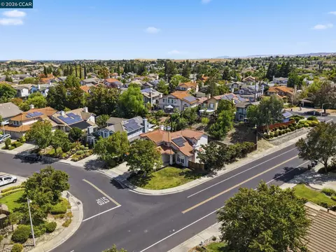 View/Area - 4700 Hunter Peak Ct, Antioch, CA 94531 photo 3 of 9