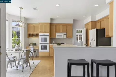 Kitchen - 4700 Hunter Peak Ct, Antioch, CA 94531 photo 11 of 11