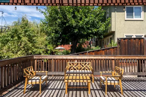 Exterior - 335 Scott St, Livermore, CA 94551 photo 13 of 14