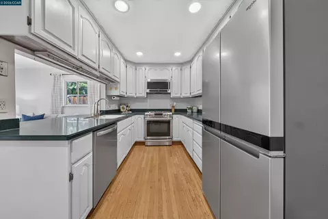 Kitchen - 335 Scott St, Livermore, CA 94551 photo 2 of 9