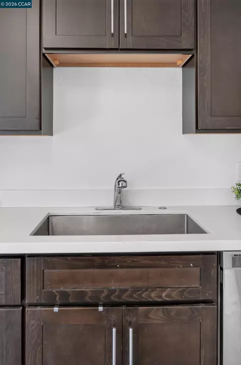 Kitchen - 335 Scott St, Livermore, CA 94551 photo 8 of 9