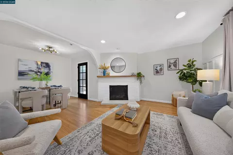 Living - 335 Scott St, Livermore, CA 94551 photo 2 of 11