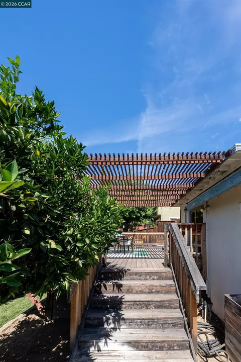 Exterior - 335 Scott St, Livermore, CA 94551 photo 9 of 14
