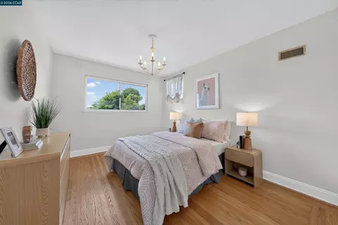Bedroom - 335 Scott St, Livermore, CA 94551 photo 9 of 19