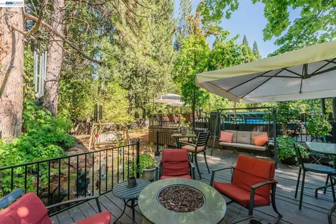 Exterior - 320 Airport Rd, Trinity Center, CA 96091 photo 11 of 16
