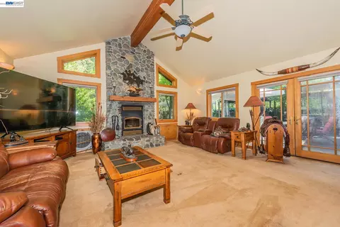 Living - 320 Airport Rd, Trinity Center, CA 96091 photo 2 of 5
