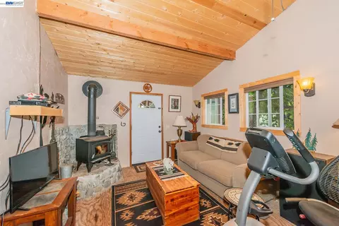 Living - 320 Airport Rd, Trinity Center, CA 96091 photo 5 of 5