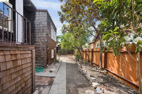 Exterior - 2730 Webster St, Berkeley, CA 94705 photo 18 of 20