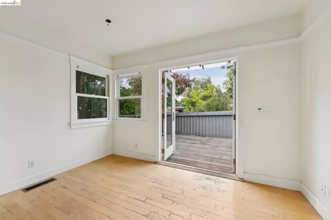 Bedroom - 2730 Webster St, Berkeley, CA 94705 photo 1 of 4