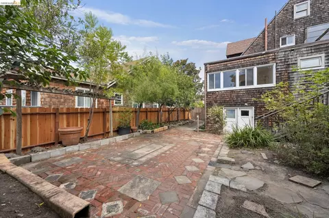 Exterior - 2730 Webster St, Berkeley, CA 94705 photo 9 of 20