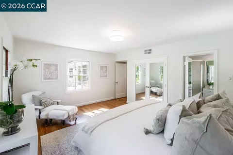 Bedroom - 1232 Upper Happy Vly, Lafayette, CA 94549 photo 2 of 7