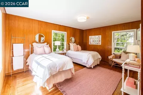 Bedroom - 1232 Upper Happy Vly, Lafayette, CA 94549 photo 3 of 7