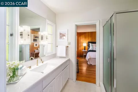 Bath - 1232 Upper Happy Vly, Lafayette, CA 94549 photo 4 of 6