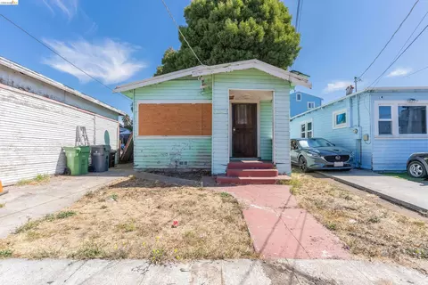 7014 Holly St, Oakland, CA 94621