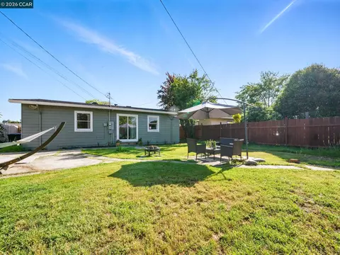 Exterior - 20 Chesley Ct, Vallejo, CA 94591 photo 4 of 4
