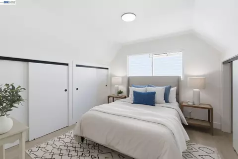 Bedroom - 483 Heathcliff Dr, Pacifica, CA 94044 photo 2 of 5