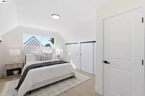 Bedroom - 483 Heathcliff Dr, Pacifica, CA 94044 photo 1 of 5