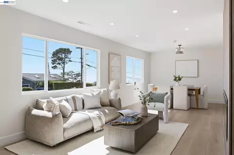 Living - 483 Heathcliff Dr, Pacifica, CA 94044 photo 1 of 2