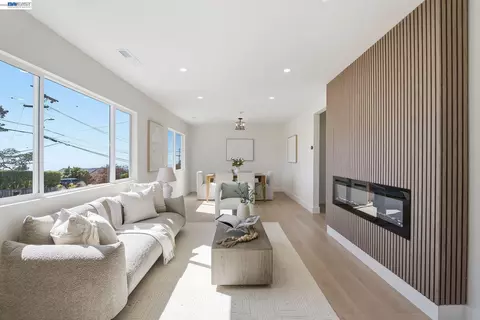 Other - 483 Heathcliff Dr, Pacifica, CA 94044 photo 4 of 8