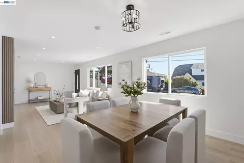 Dining - 483 Heathcliff Dr, Pacifica, CA 94044 photo 1 of 2