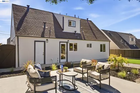 Other - 483 Heathcliff Dr, Pacifica, CA 94044 photo 7 of 8