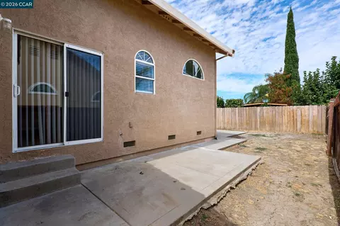 Exterior - 1812 Johnson Dr, Antioch, CA 94509 photo 6 of 7