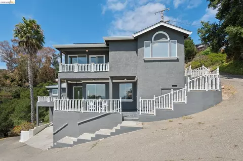 4368 Whittle Ave, Oakland, CA 94602