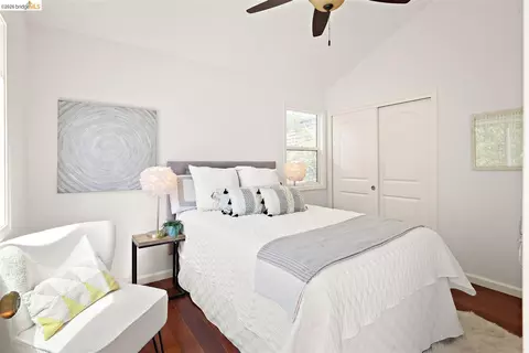 Bedroom - 873 Hillside Ave, Albany, CA 94706 photo 2 of 5