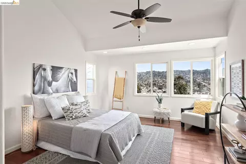 Bedroom - 873 Hillside Ave, Albany, CA 94706 photo 3 of 5
