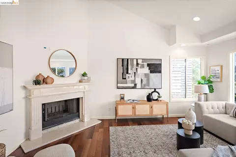 Living - 873 Hillside Ave, Albany, CA 94706 photo 3 of 3