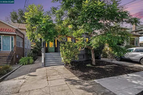 4959 Desmond St, Oakland, CA 94618