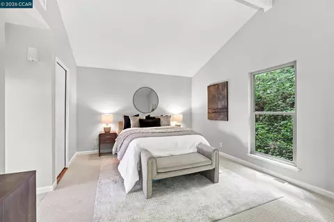 Bedroom - 859 Mountain View Dr, Lafayette, CA 94549 photo 1 of 5