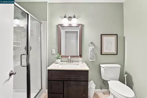 Bath - 859 Mountain View Dr, Lafayette, CA 94549 photo 3 of 3