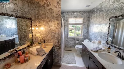Bath - 5831 Esmar Rd, Ceres, CA 95307 photo 1 of 2