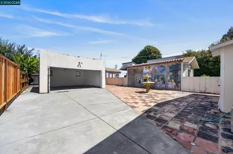 Exterior - 1211 Blake St, Berkeley, CA 94702 photo 1 of 4