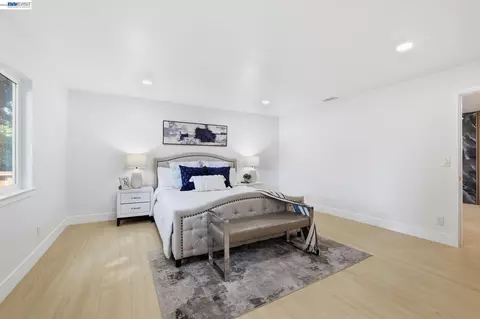 Bedroom - 1913 W Middlefield Rd, Mountain View, CA 94043 photo 2 of 6
