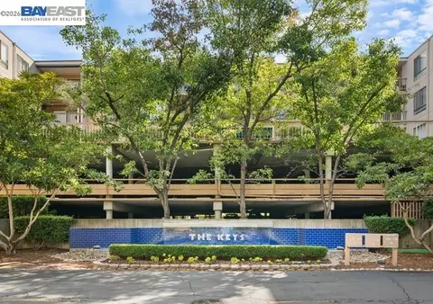 300 N Civic Dr #409, Walnut Creek, CA 94596