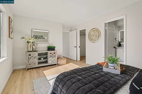 Bedroom - 4004 Browning Dr, Concord, CA 94518 photo 4 of 4