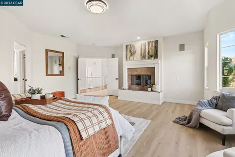 Bedroom - 4004 Browning Dr, Concord, CA 94518 photo 2 of 4