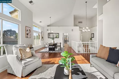 Living - 4004 Browning Dr, Concord, CA 94518 photo 2 of 5