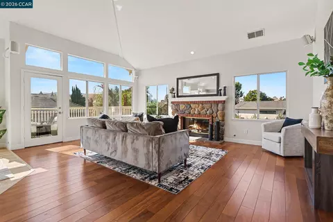 Living - 4004 Browning Dr, Concord, CA 94518 photo 3 of 5