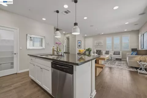 Kitchen - 388 C St, Hayward, CA 94541 photo 3 of 5