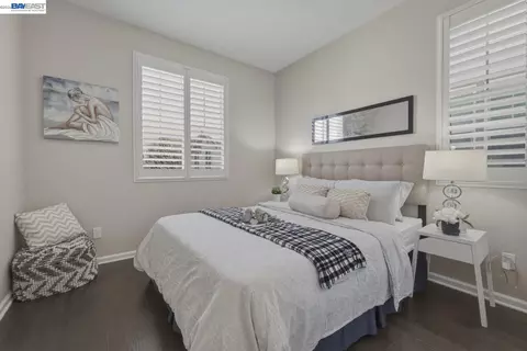 Bedroom - 388 C St, Hayward, CA 94541 photo 1 of 4