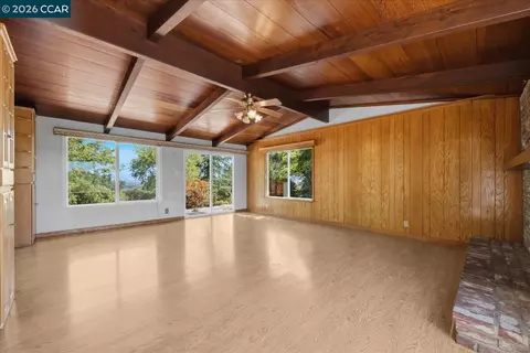 Living - 4848 Venner Rd, Martinez, CA 94553 photo 2 of 5