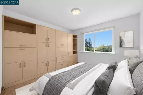 Bedroom - 4848 Venner Rd, Martinez, CA 94553 photo 10 of 12