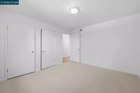 Bedroom - 4848 Venner Rd, Martinez, CA 94553 photo 7 of 12