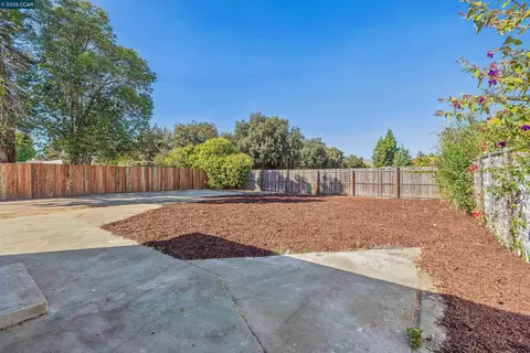 Exterior - 39062 Mount Vernon Ave, Fremont, CA 94538 photo 4 of 5