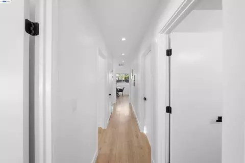 Entry Way - 80 Clement Ave, Bay Point, CA 94565 photo 2 of 4